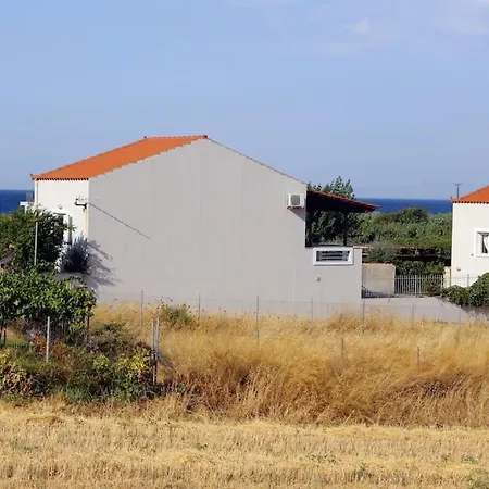 Olympia'S Sea Resort 1 Mourteri Exterior photo
